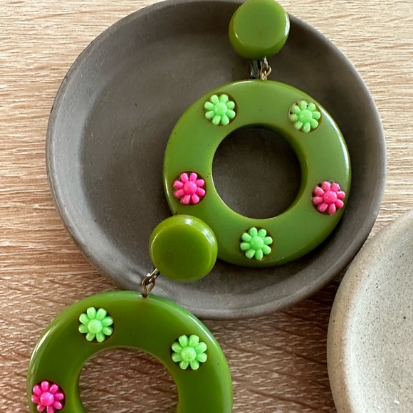 SALE ▪️BUNDLE 3/$12 - Picture 2 of 4